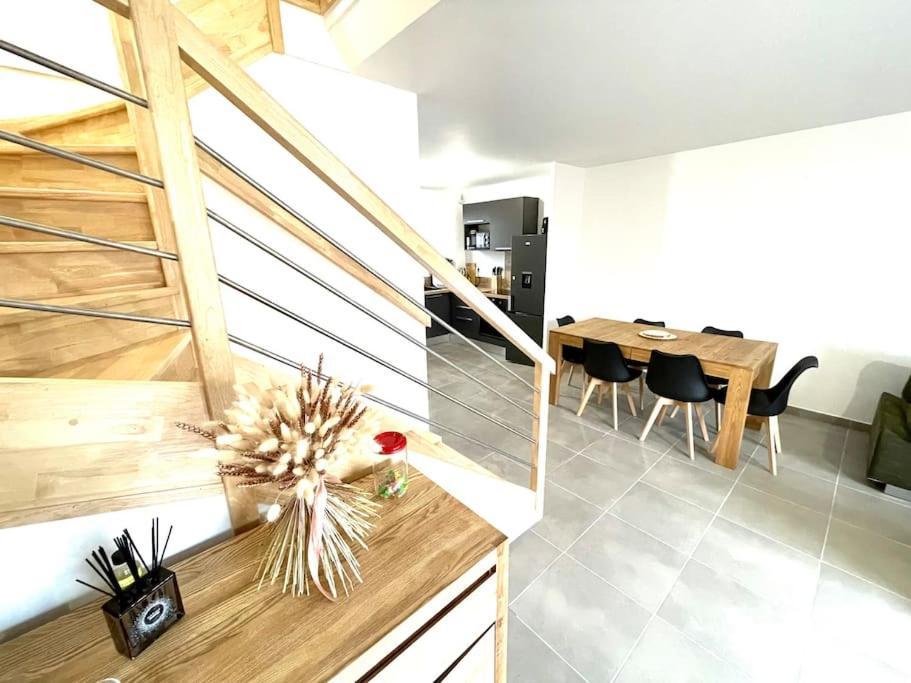 Villa 8 Personnes Bord De Mer Climatisee Σαιντ-Μαρί-ντε-λα-Μερ Εξωτερικό φωτογραφία