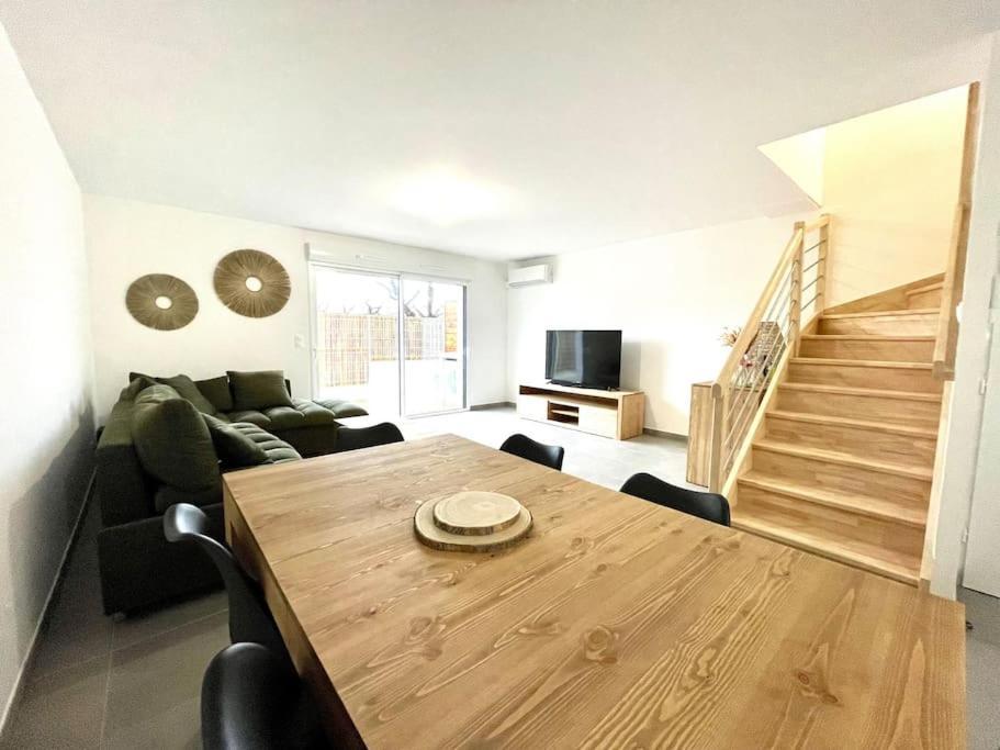 Villa 8 Personnes Bord De Mer Climatisee Σαιντ-Μαρί-ντε-λα-Μερ Εξωτερικό φωτογραφία