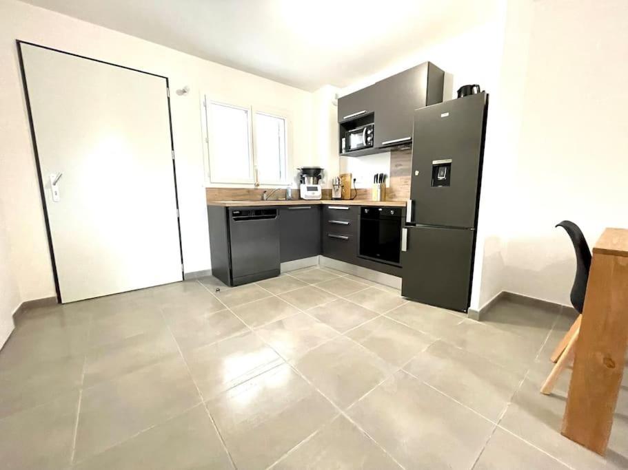 Villa 8 Personnes Bord De Mer Climatisee Σαιντ-Μαρί-ντε-λα-Μερ Εξωτερικό φωτογραφία